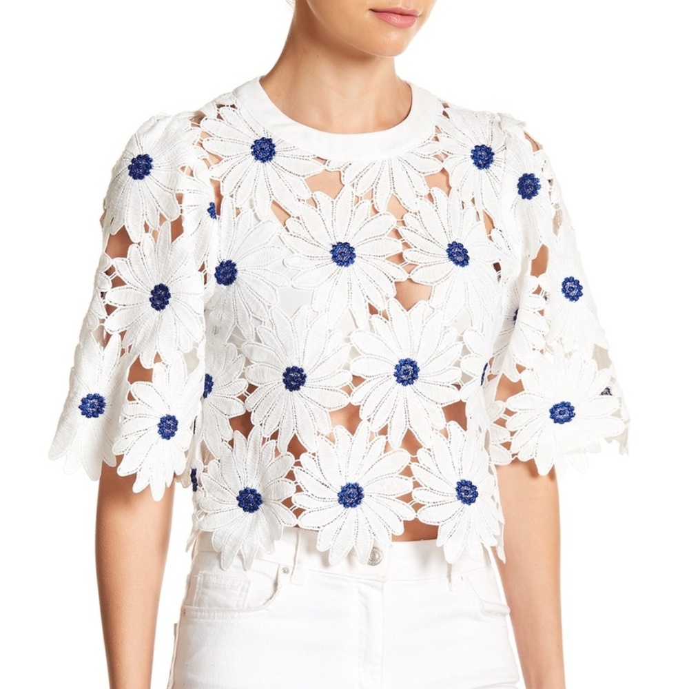 Gracia Floral Eyelet Lace Shirt